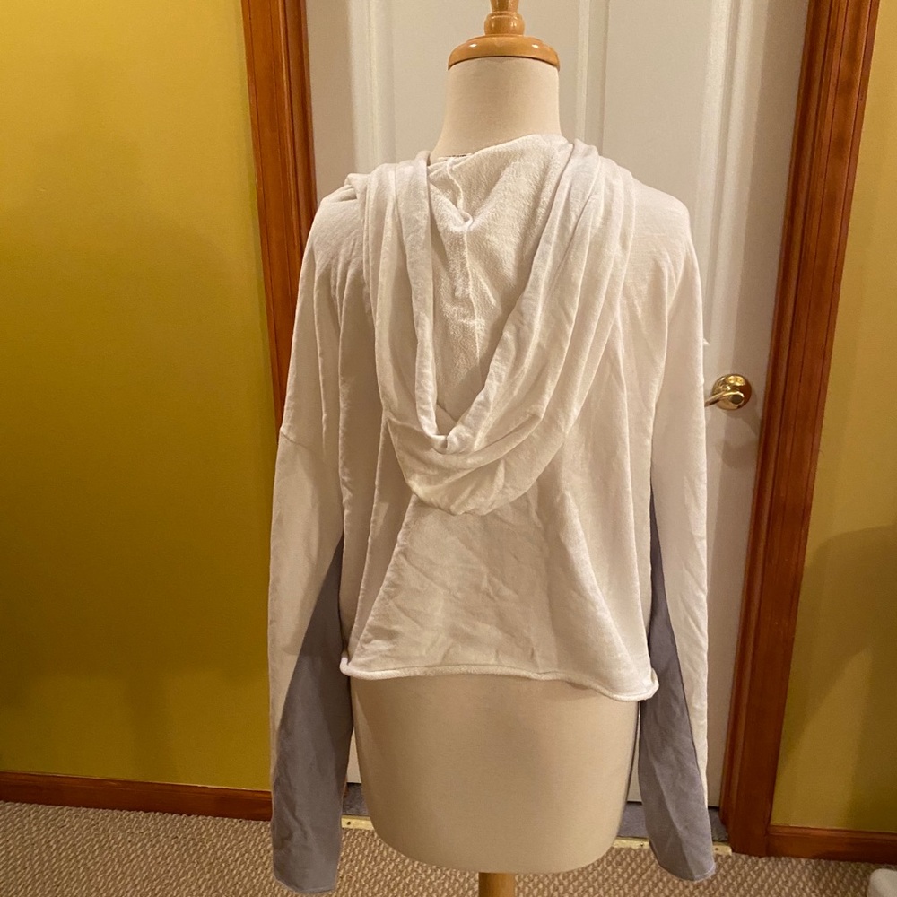 Sweatshirt - Picture 2 of 2